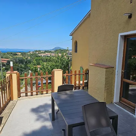 Azzurro Mare * بورتوفيرّايو