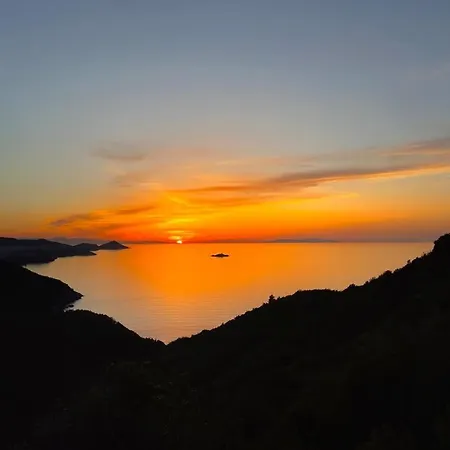 Azzurro Mare بورتوفيرّايو